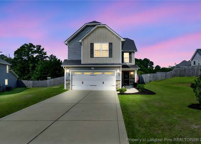 Property at 1206 Coot Ct, Hope Mills, NC 28348, 3 beds, 2.5 baths