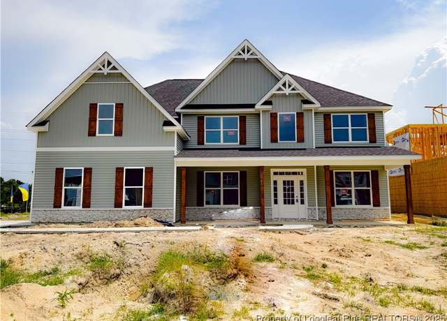 Property at 1746 Smith Farm St, Fayetteville, NC 28306, 5 beds, 4 baths