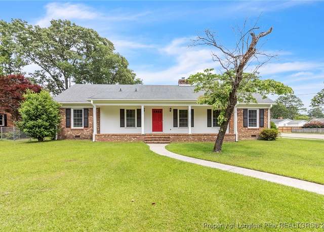Property at 239 Rainier Dr, Fayetteville, NC 28314, 5 beds, 3 baths