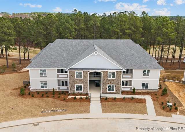 Property at 260 Gallery Dr #304, Spring Lake, NC 28390, 2 beds, 2 baths