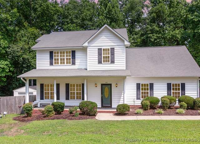 Property at 216 Woodland Dr, Raeford, NC 28376, 3 beds, 2.5 baths