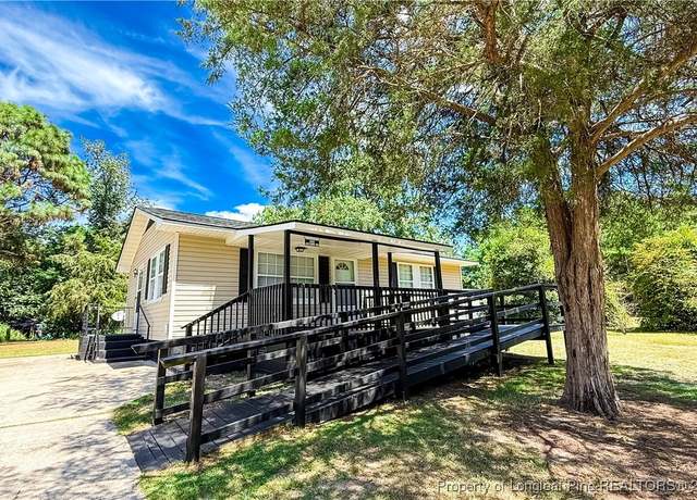 Property at 666 Jacobs Rd, Maxton, NC 28364, 2 beds, 1 bath