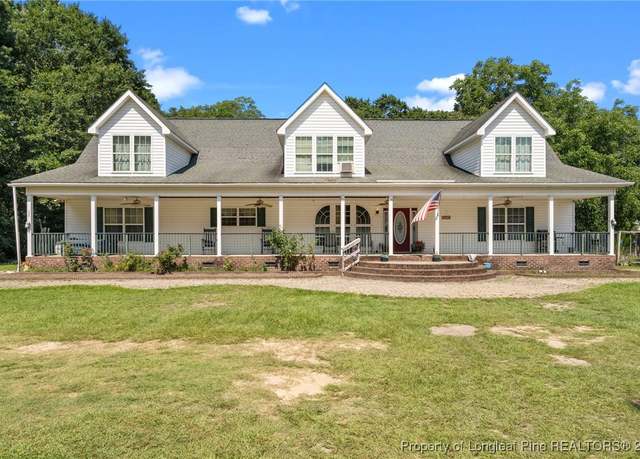 Property at 734 Club Pond Rd, Raeford, NC 28376, 4 beds, 3 baths