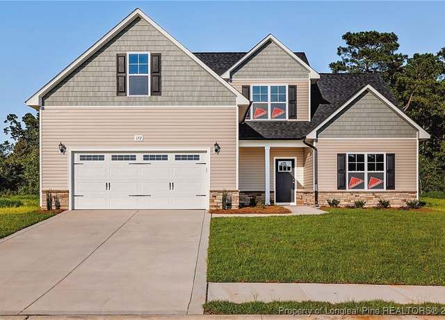 Property at 172 Havelock Heath Dr, Raeford, NC 28376, 4 beds, 2.5 baths