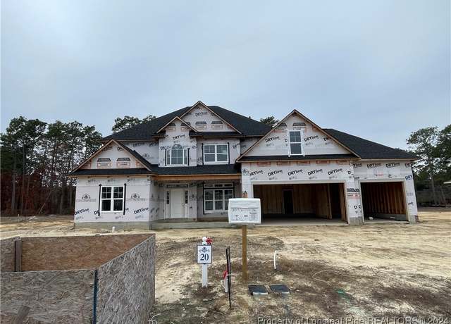 Property at 3109 Cragburn (lot 20) Pl, Fayetteville, NC 28306, 5 beds, 3.5 baths