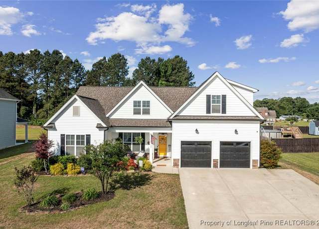 Property at 5132 Thruway Rd, Hope Mills, NC 28348, 4 beds, 3.5 baths