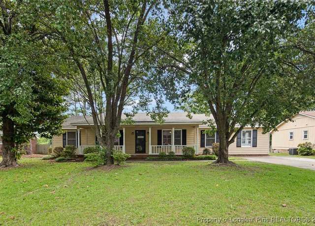 Property at 2109 Lothbury Dr, Fayetteville, NC 28304, 4 beds, 2 baths