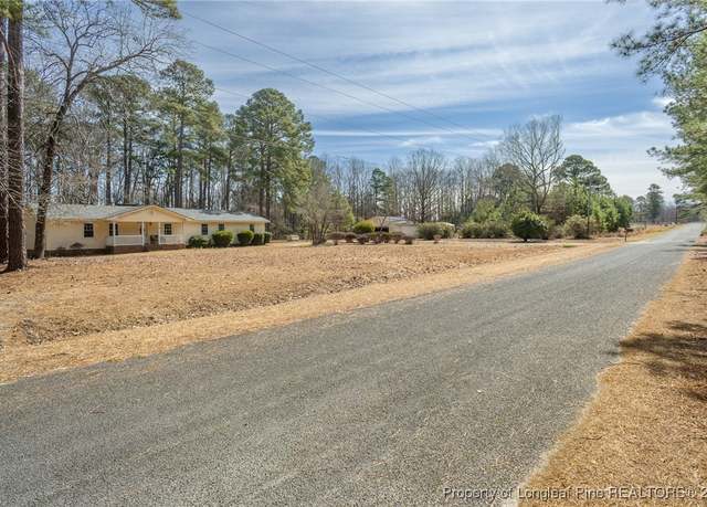 Property at 270 Storey Acres Rd, Spring Lake, NC 28390, 3 beds, 2.5 baths