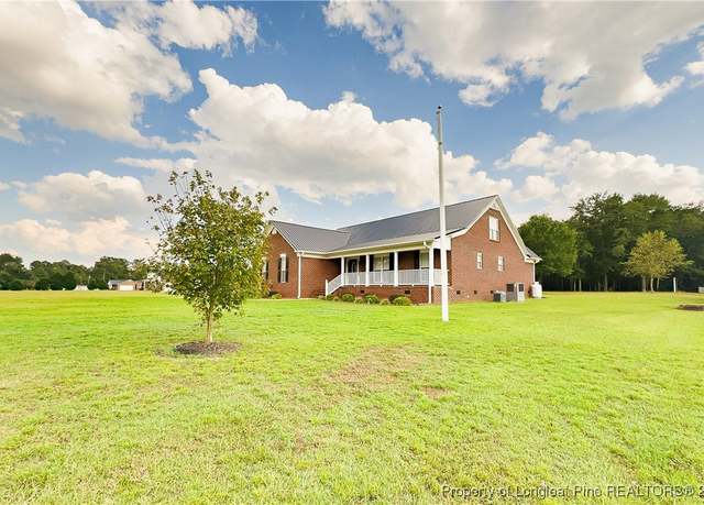 Property at 4419 Cameron Rd, Hope Mills, NC 28348, 4 beds, 3 baths