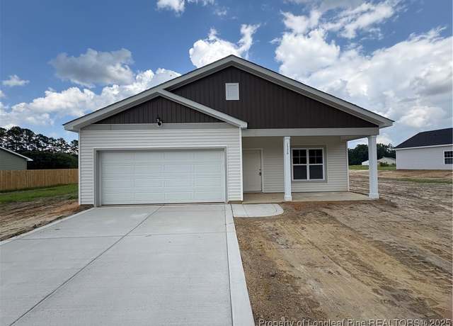 Property at 1576 Piney Grove Rd, Lumberton, NC 28360, 3 beds, 2 baths