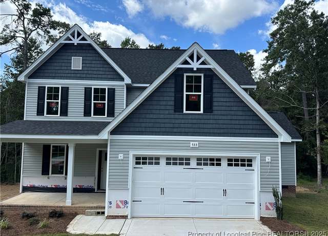 Property at 533 Walking Ln, Fayetteville, NC 28311, 5 beds, 3 baths