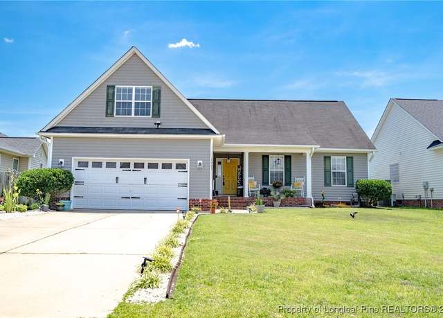 Property at 1403 Avoncroft Dr, Fayetteville, NC 28306, 3 beds, 2 baths