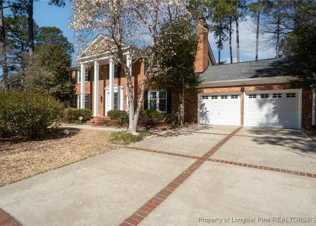 Property at 2806 Huntington Rd, Fayetteville, NC 28303, 4 beds, 2.5 baths