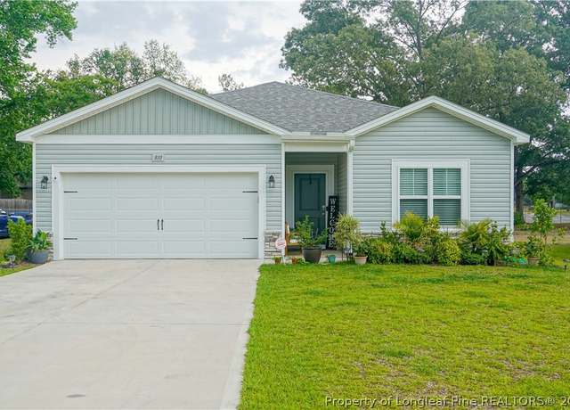 Property at 810 N Jackson St N, Raeford, NC 28376, 4 beds, 2 baths