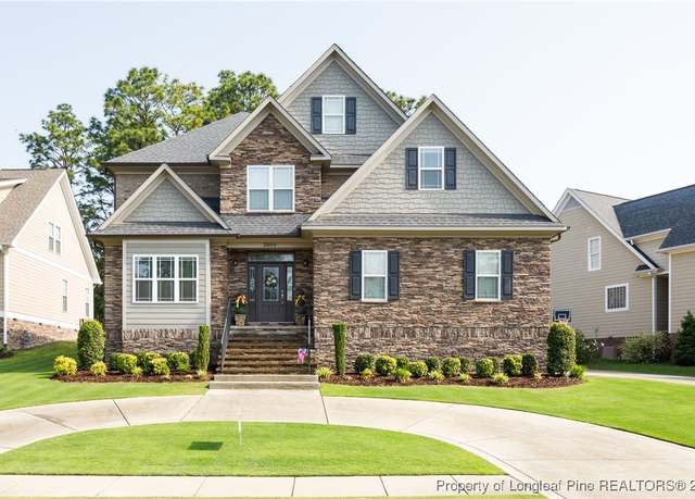Property at 2904 Hampton Ridge Rd, Fayetteville, NC 28311, 5 beds, 3 baths