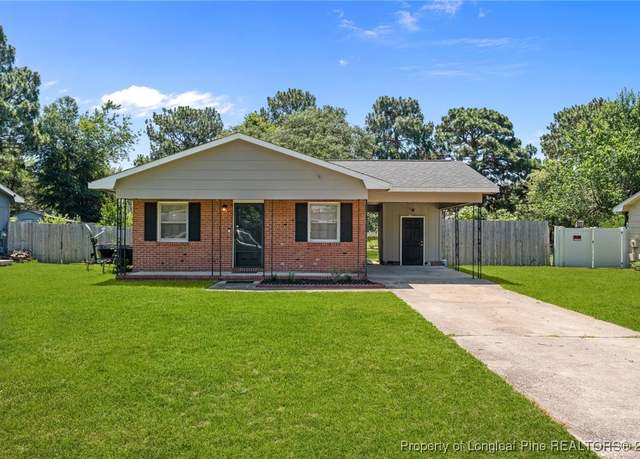 Property at 3649 Marcliff Rd, Hope Mills, NC 28348, 3 beds, 1.5 baths