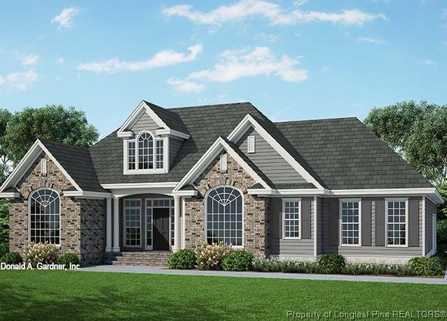 Property at 107 Miami St, Clinton, NC 28328, 3 beds, 2 baths