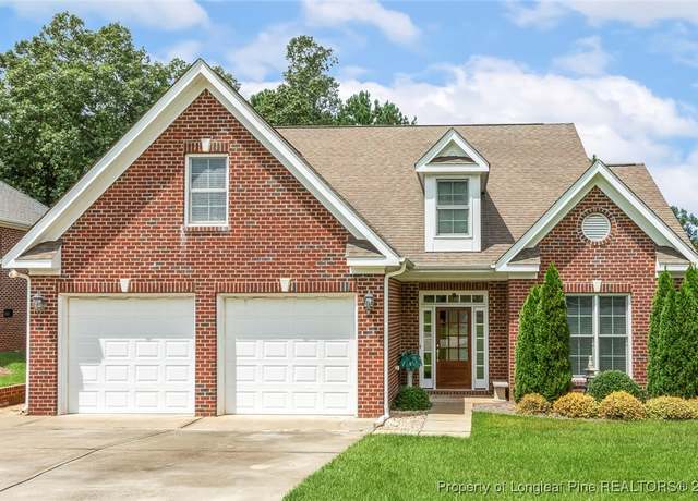 Property at 224 W Oak Way Way, Sanford, NC 27330, 3 beds, 2.5 baths