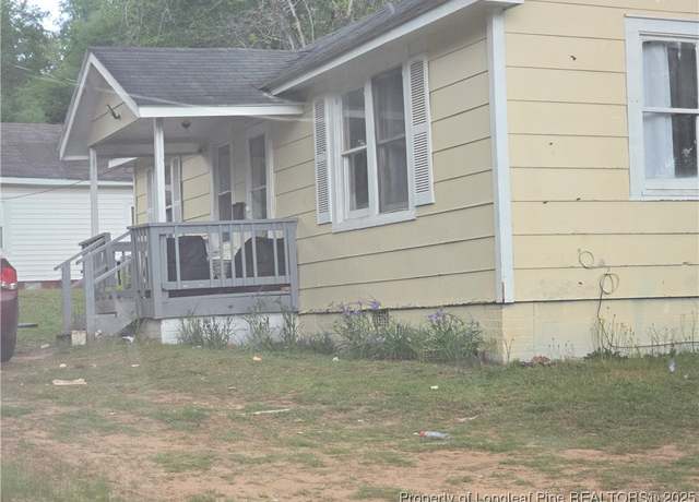 Property at 1612 North St, Fayetteville, NC 28301, 2 beds, 1 bath