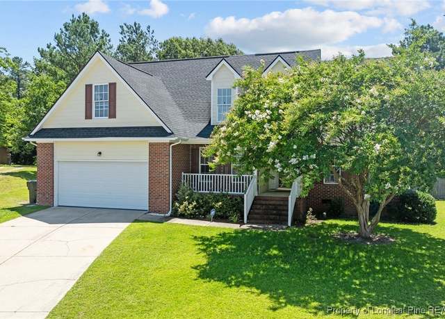 Property at 1021 Foxhound Ct, Fayetteville, NC 28314, 4 beds, 2.5 baths