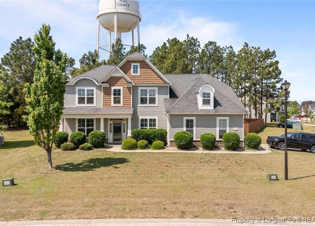 Property at 495 Wedgefield Dr, Raeford, NC 28376, 5 beds, 3.5 baths
