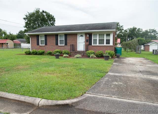 Property at 1112 E 10th St, Lumberton, NC 28358, 2 beds, 1 bath
