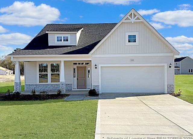 Property at 3110 Wolfpack Ln, Fayetteville, NC 28312, 4 beds, 2.5 baths