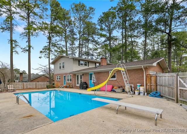 Property at 402 Murray Hill Rd, Fayetteville, NC 28303, 4 beds, 2.5 baths