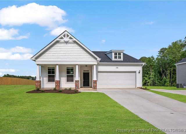 Property at 1420 Rock Hill Rd, Fayetteville, NC 28312, 4 beds, 3 baths