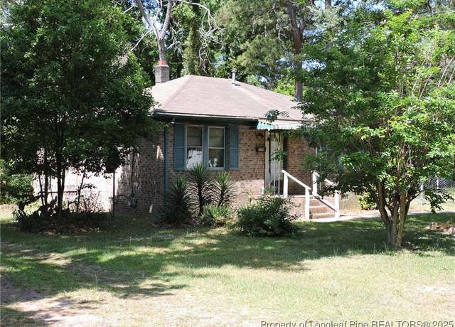 Property at 2019 Newark Ave, Fayetteville, NC 28301, 2 beds, 1 bath