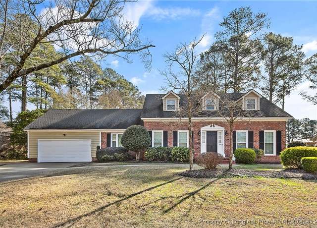 Property at 104 Saint Marys Pkwy Pkwy, Fayetteville, NC 28303, 3 beds, 3 baths