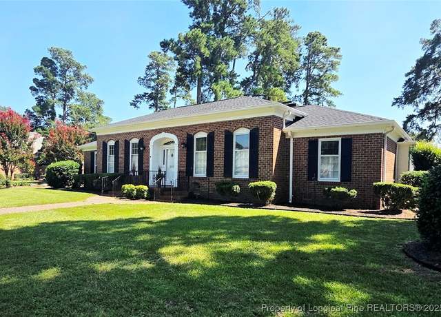Property at 202 E 19th St, Lumberton, NC 28358, 3 beds, 2 baths