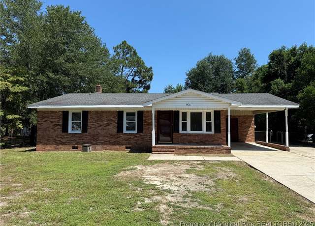 Property at 1921 Roxie Ave, Fayetteville, NC 28304, 3 beds, 2 baths
