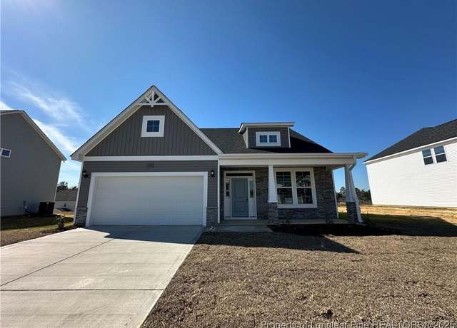 Property at 209 Grove Walk Rd, Raeford, NC 28376, 4 beds, 2.5 baths