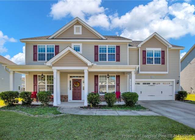 Property at 313 Fountain Grove Dr, Raeford, NC 28376, 5 beds, 3 baths