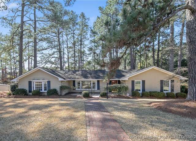 Property at 2515 Mirror Lake Dr, Fayetteville, NC 28303, 4 beds, 3 baths