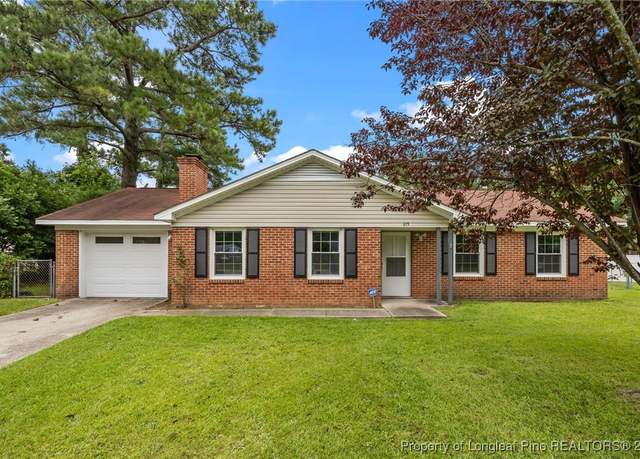 Property at 615 Wallingford Ct, Fayetteville, NC 28314, 4 beds, 2 baths