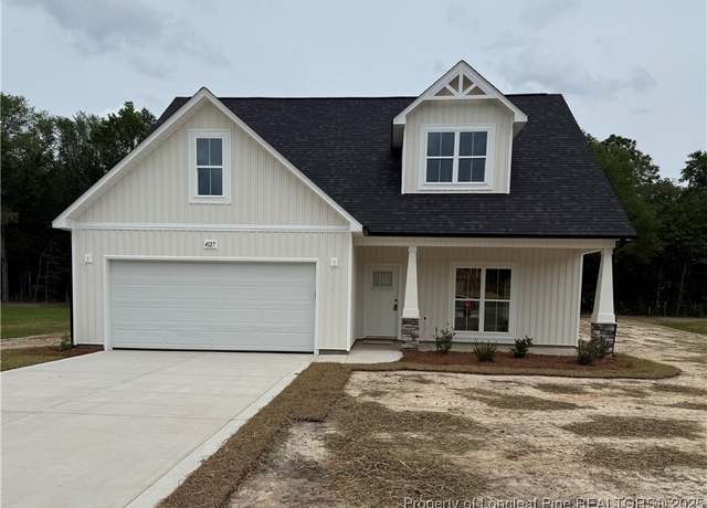 Property at 7136 Chickenfoot Rd, Fayetteville, NC 28306, 3 beds, 2.5 baths