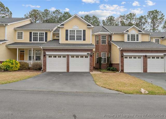 Property at 29 Hawk Ridge Dr, Spring Lake, NC 28390, 3 beds, 2.5 baths