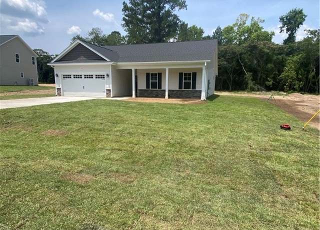 Property at 315 Hendrix (lot 2c) Rd, Raeford, NC 28376, 3 beds, 2 baths