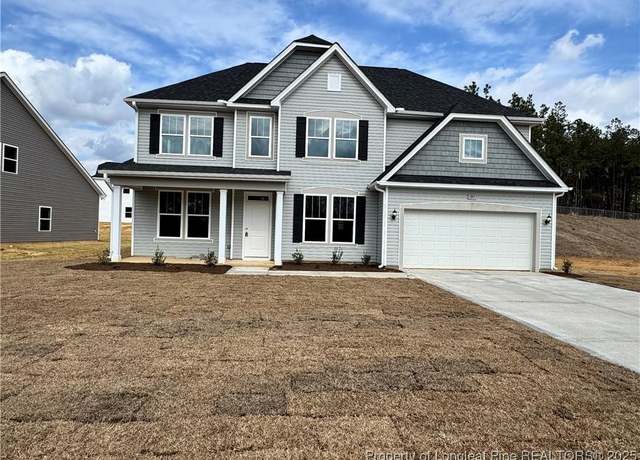 Property at 703 Southerland Peak Dr, Raeford, NC 28376, 4 beds, 3 baths