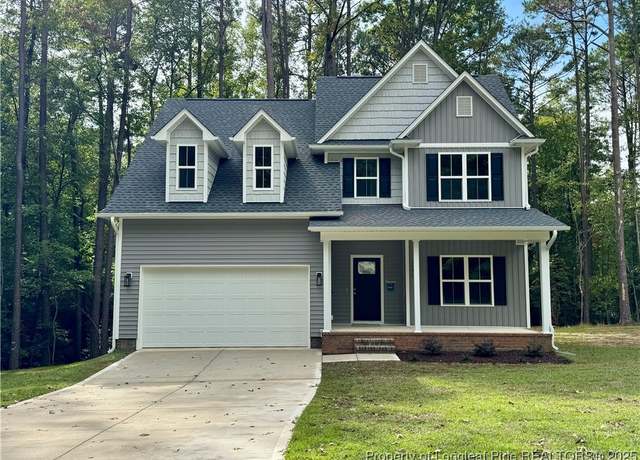 Property at 7057 Oak Rd, Sanford, NC 27332, 3 beds, 2.5 baths