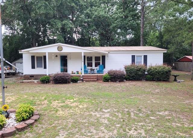 Property at 3336 Oak Hill Dr, Eastover, NC 28312, 3 beds, 2 baths