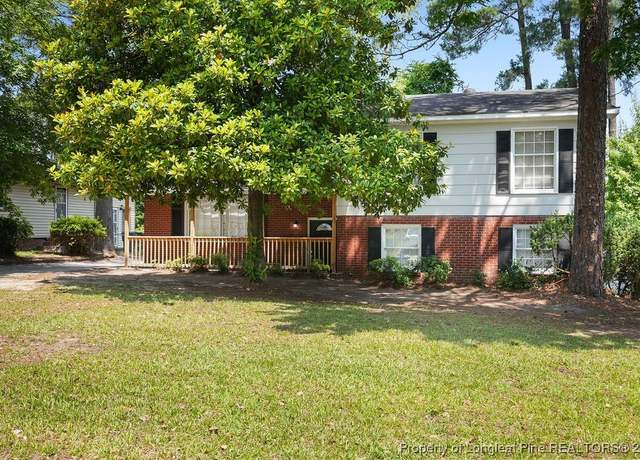 Property at 717 Ashboro St, Fayetteville, NC 28311, 4 beds, 2.5 baths