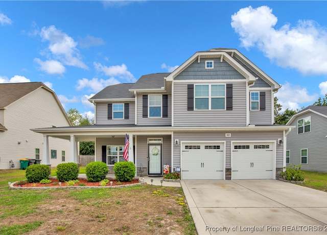 Property at 3821 Shire St, Hope Mills, NC 28348, 4 beds, 2.5 baths