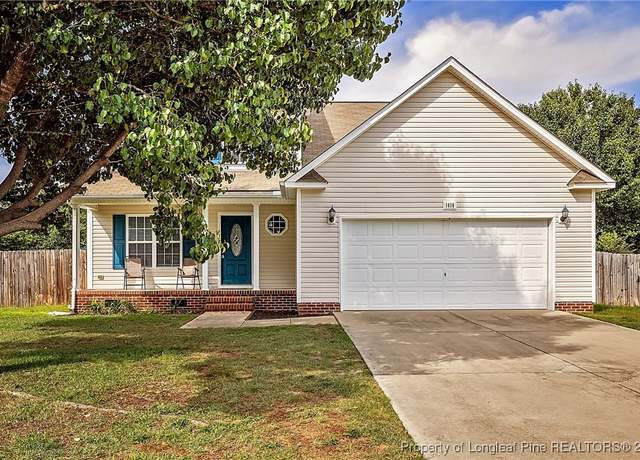 Property at 1414 Seabiscuit Dr, Parkton, NC 28371, 3 beds, 2.5 baths