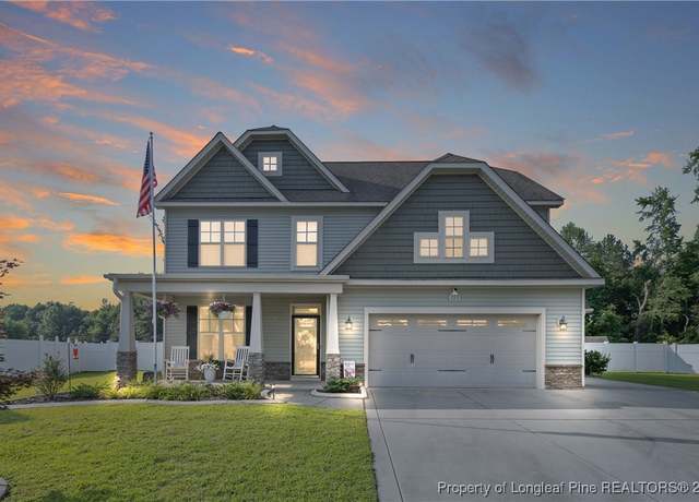 Property at 123 Sorrel Ct, Raeford, NC 28376, 4 beds, 3.5 baths