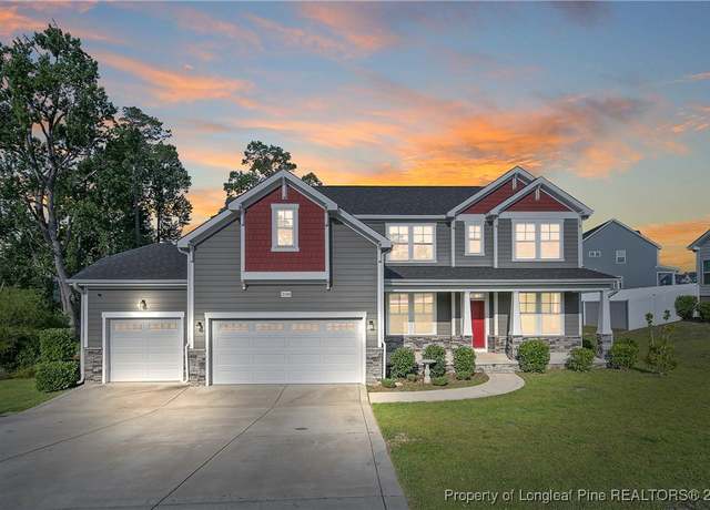 Property at 2308 Mackenzie Lynn Ct, Fayetteville, NC 28306, 4 beds, 2.5 baths