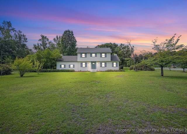 Property at 226 Forest Rd, Lumberton, NC 28358, 4 beds, 2.5 baths