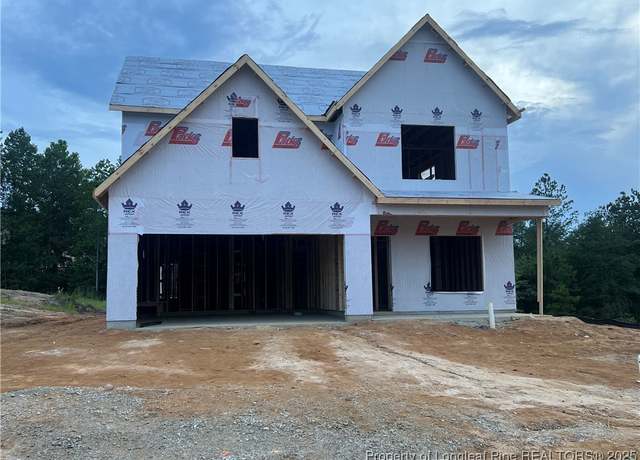 Property at 3854 Black Hills Rd, Fayetteville, NC 28311, 4 beds, 2.5 baths